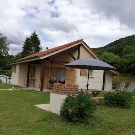 Chaleureux Des Brocards Aux Pieds Des Sapins 3 Etoiles * Allarmont